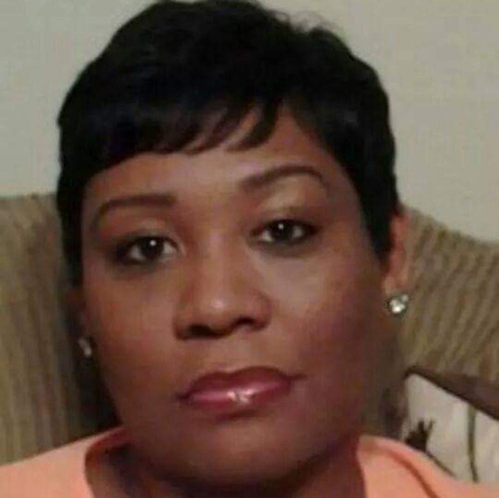 Meet your Posher, Sparkle